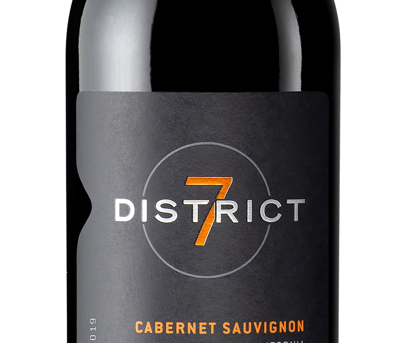 District 7 2019 Cabernet Sauvignon Bottle Shot -transp