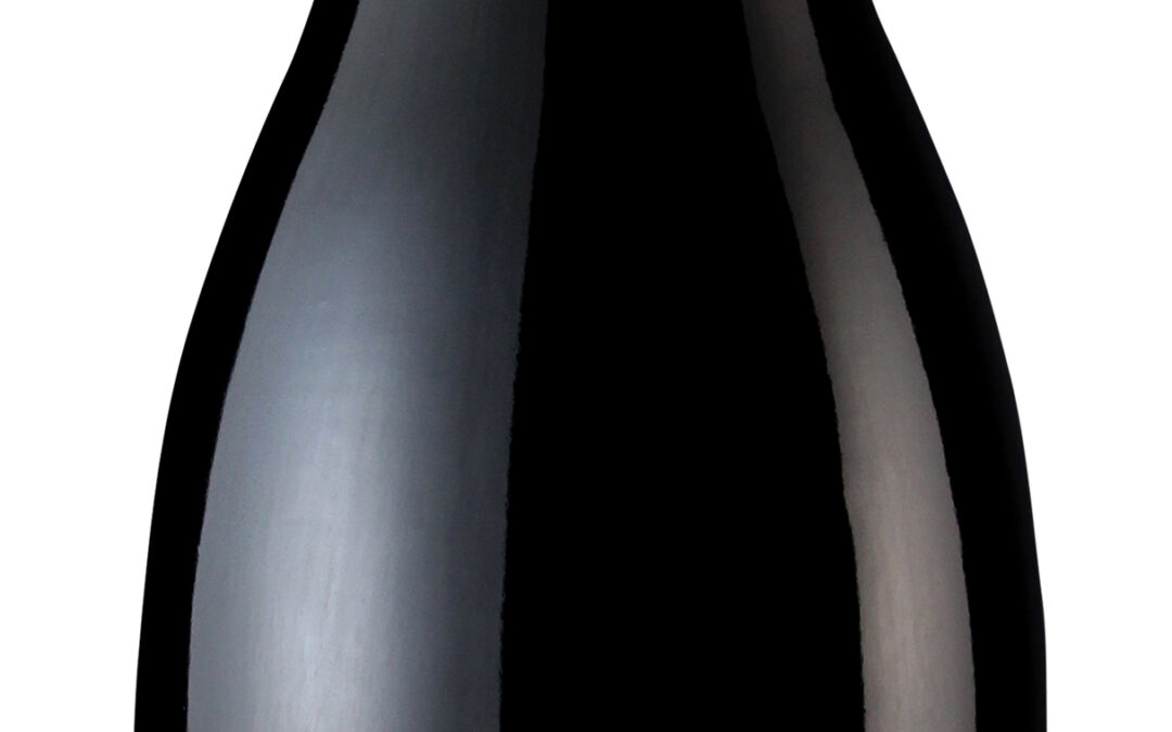 William Wright NV Pinot Noir Reserve bottle shot -high res