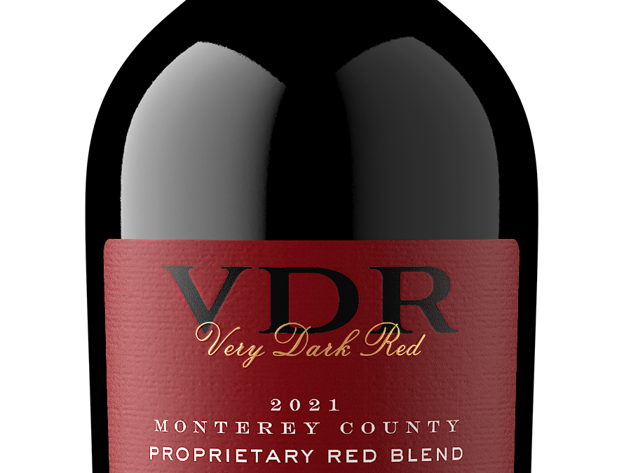 VDR 2021 Back Bottle Shot -transp
